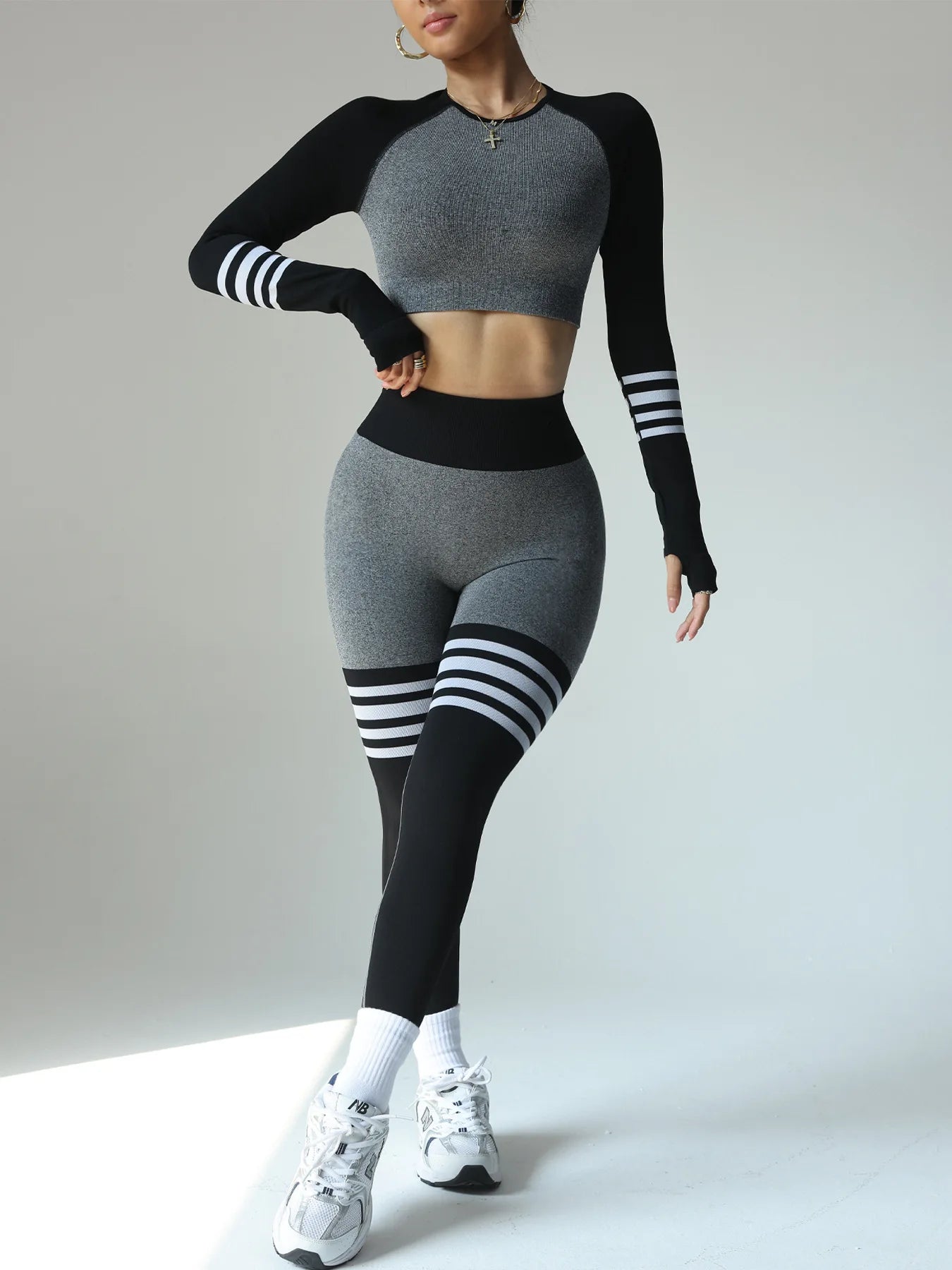 NIVIA Active Flow™ V‑Back Gym Set