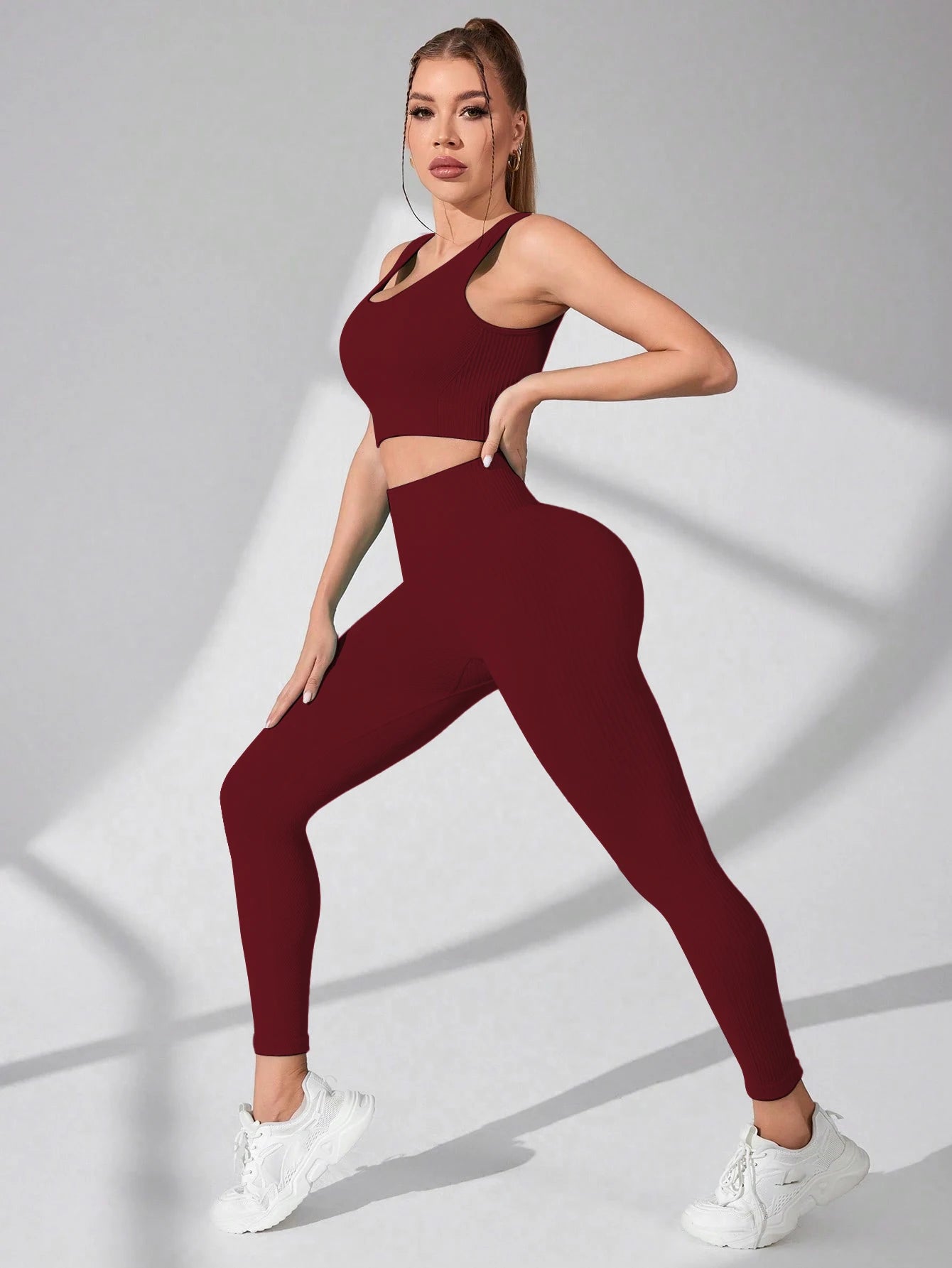 NIVIA Active Flow™ Seamless Cross-Strap Bra & Legging Set
